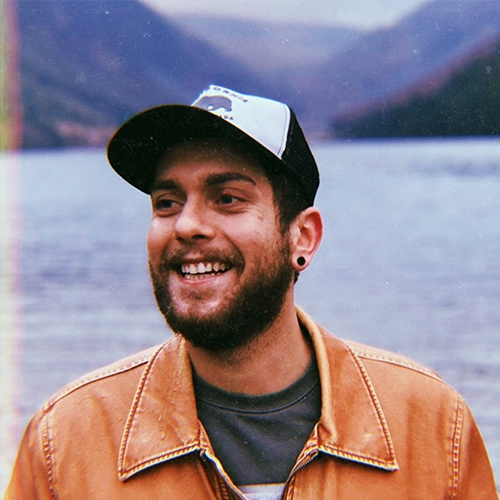 Navigation bar avatar